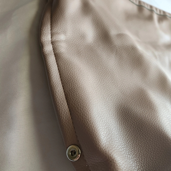 Adjustable Bucket/ Slouch Bag / Hobo Bag - Picture 7 of 15